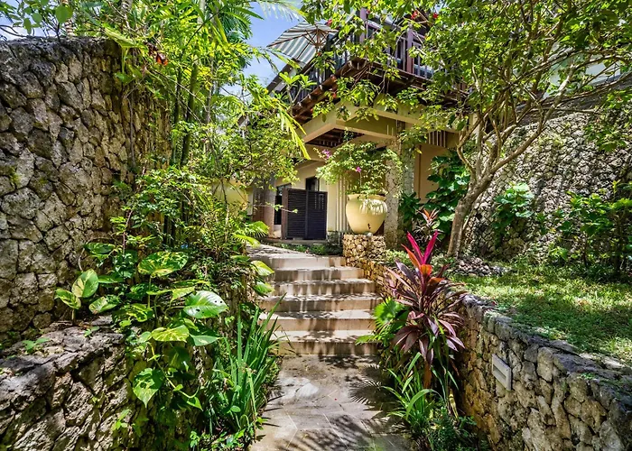 Boutique Hotel Villa Cantik And Karma Beach Club Uluwatu 